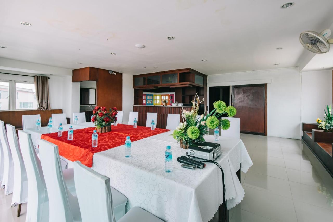 V Hotel Vientiane Eksteriør bilde