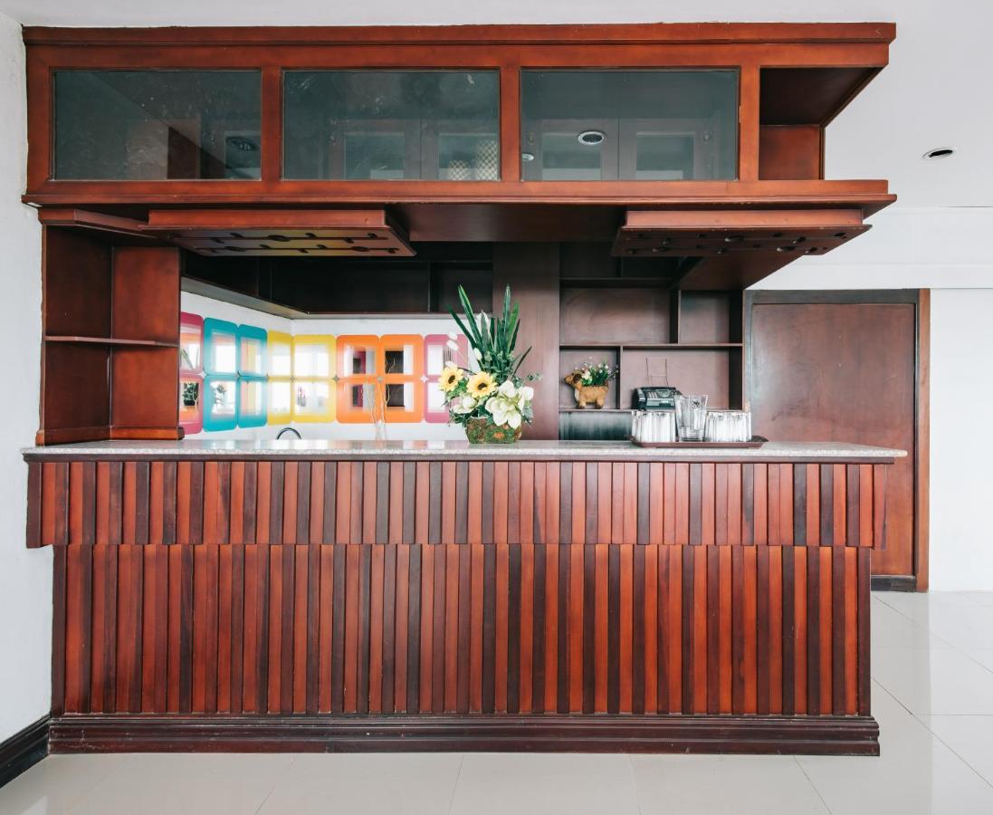 V Hotel Vientiane Eksteriør bilde