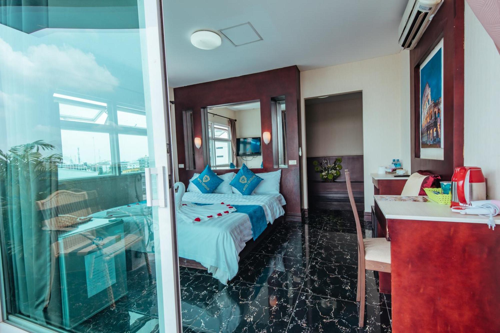 V Hotel Vientiane Eksteriør bilde